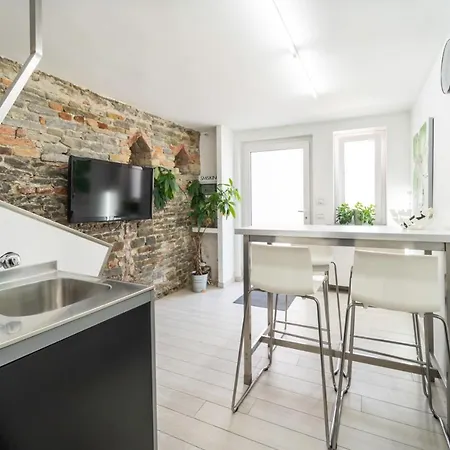 La House Appartement Neive