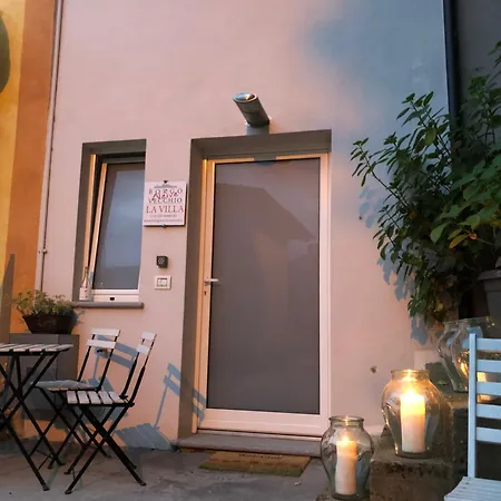 La House